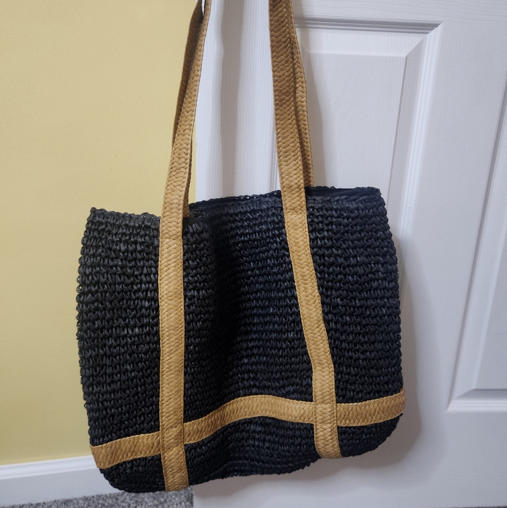 NWT Stylish Bay Sky Black and Tan Woven Tote Bag